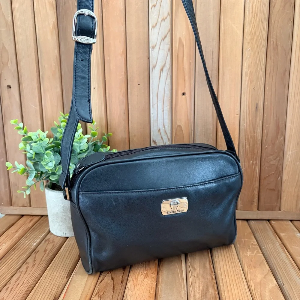 Vintage Etienne Aigner Black Leather Crossbody Bag Classic Minimalist Designer